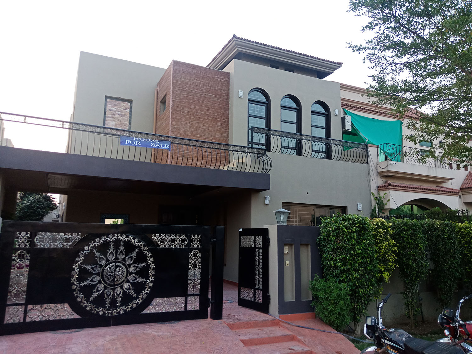 10 Marla house for sale in DHA Lahore Phase 5 RED Marketing & Real Estate